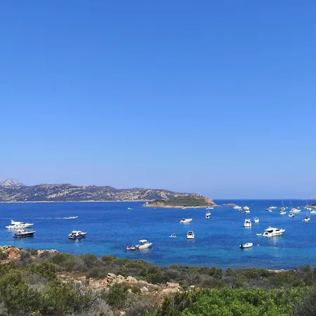 Myrtus Tavolara - Sea View شقة *